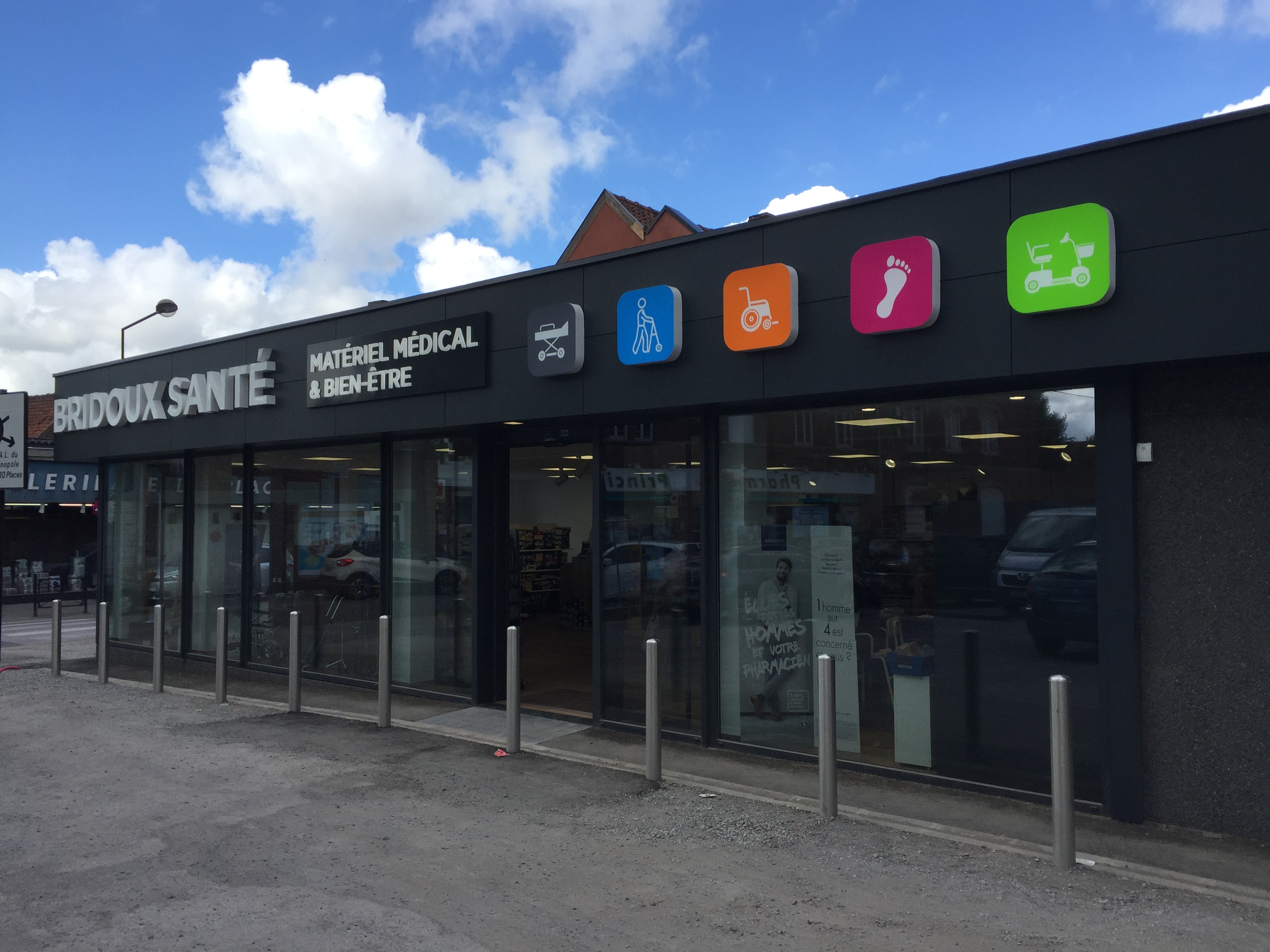 RECONSTRUCTION d’un Magasin de Matériel Médical -310m²